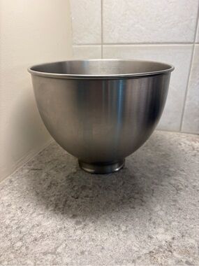 KitchenAid Stainless Steel Mixing Bowl - Silver Finish